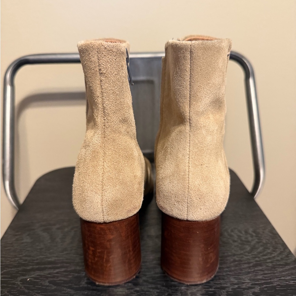 Madewell Beige Suede Ankle Booties 6.5 Stacked Heel - Picture 11 of 16